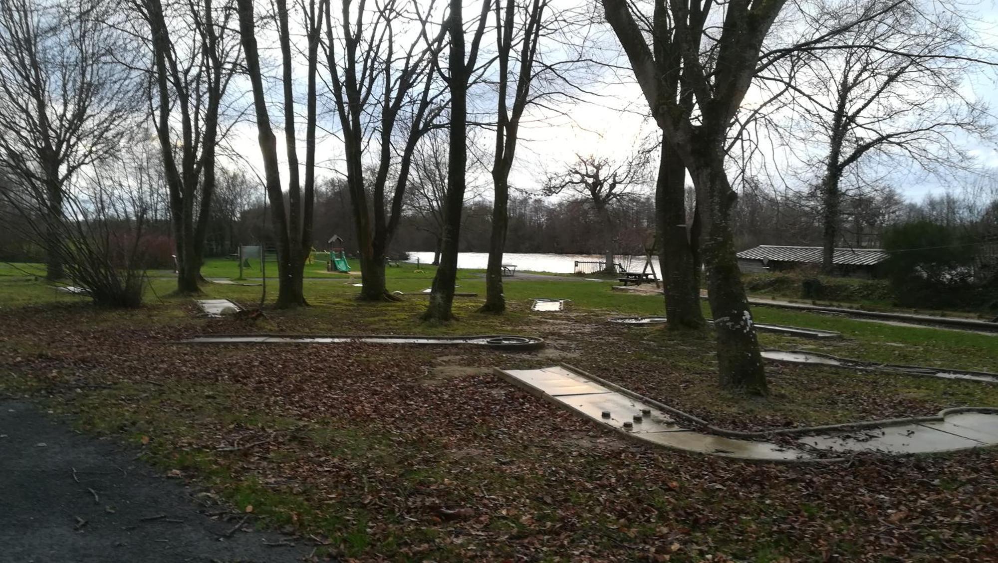 Gite De L'Etang Des Sarcelles Saint-Martin-d'Aubigny Exterior foto
